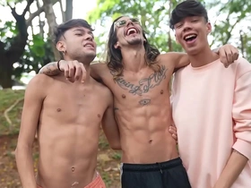 Backstage tour of Japas bareback adventure with Caco Foxx and Enzo Matteuz