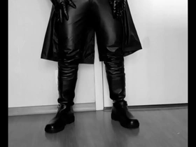 Young leather boy gets it hard in gay porn video