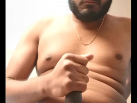 Young Indian girl masturbates quickly.