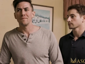 Masqulin’s jock Jack Hunter has a gay lover named Taylor Reign.